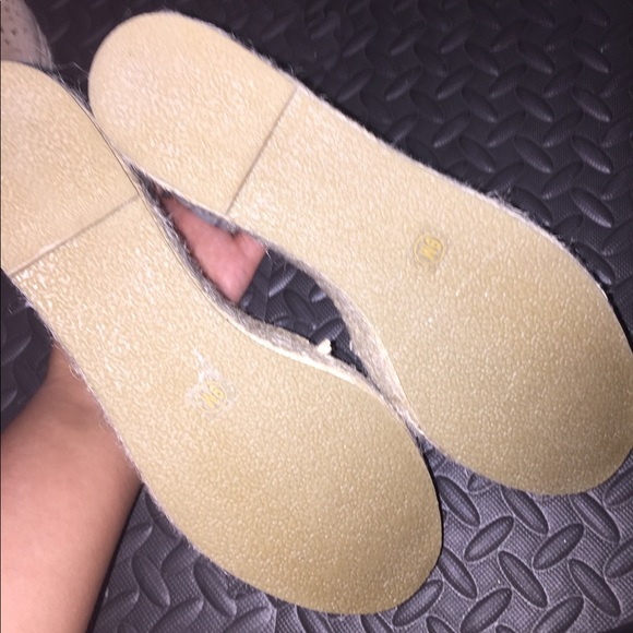 Grey espadrilles - Picture 3 of 3